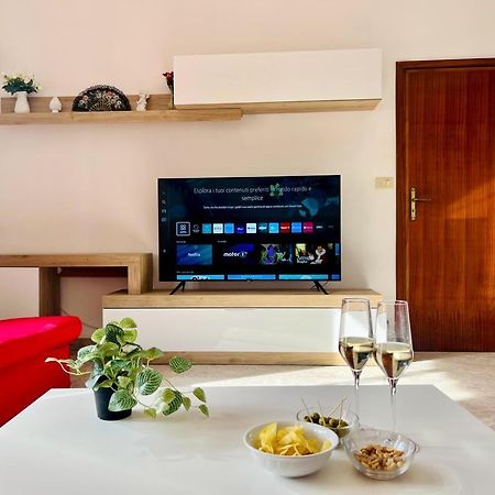 Appartamento Betti, San Giuliano Mare Ρίμινι Εξωτερικό φωτογραφία