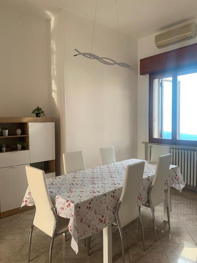 Appartamento Betti, San Giuliano Mare Ρίμινι Εξωτερικό φωτογραφία